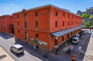 Renovation Chaux Enduit Fin Facade Pozzo Nuovo - Lausanne - Suisse - Ets Revmat
